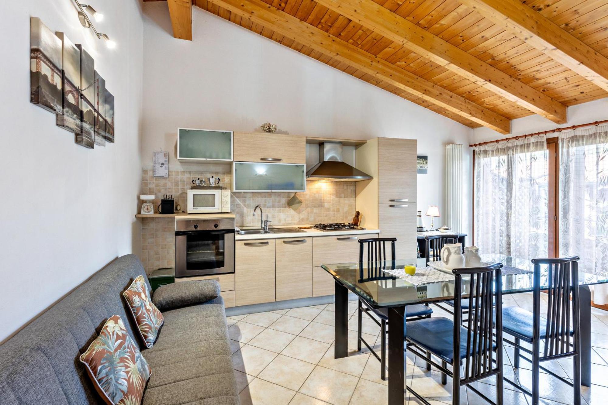 Residence La Corte Near Gardaland 카스텔누보델가다 외부 사진